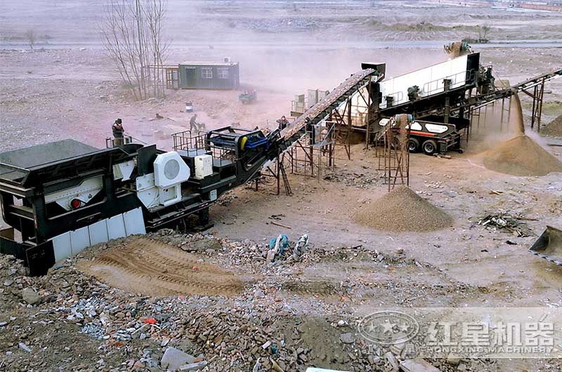 建筑垃圾破碎機作業(yè)現場